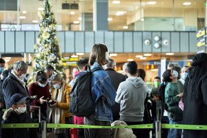 avoid lines at the airport during the holidays by playing private