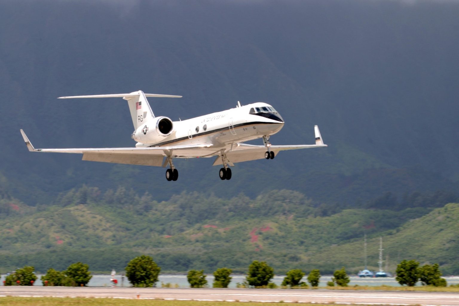 How To Book A Private Jet Early For The 2023 F1 Events WiseJets